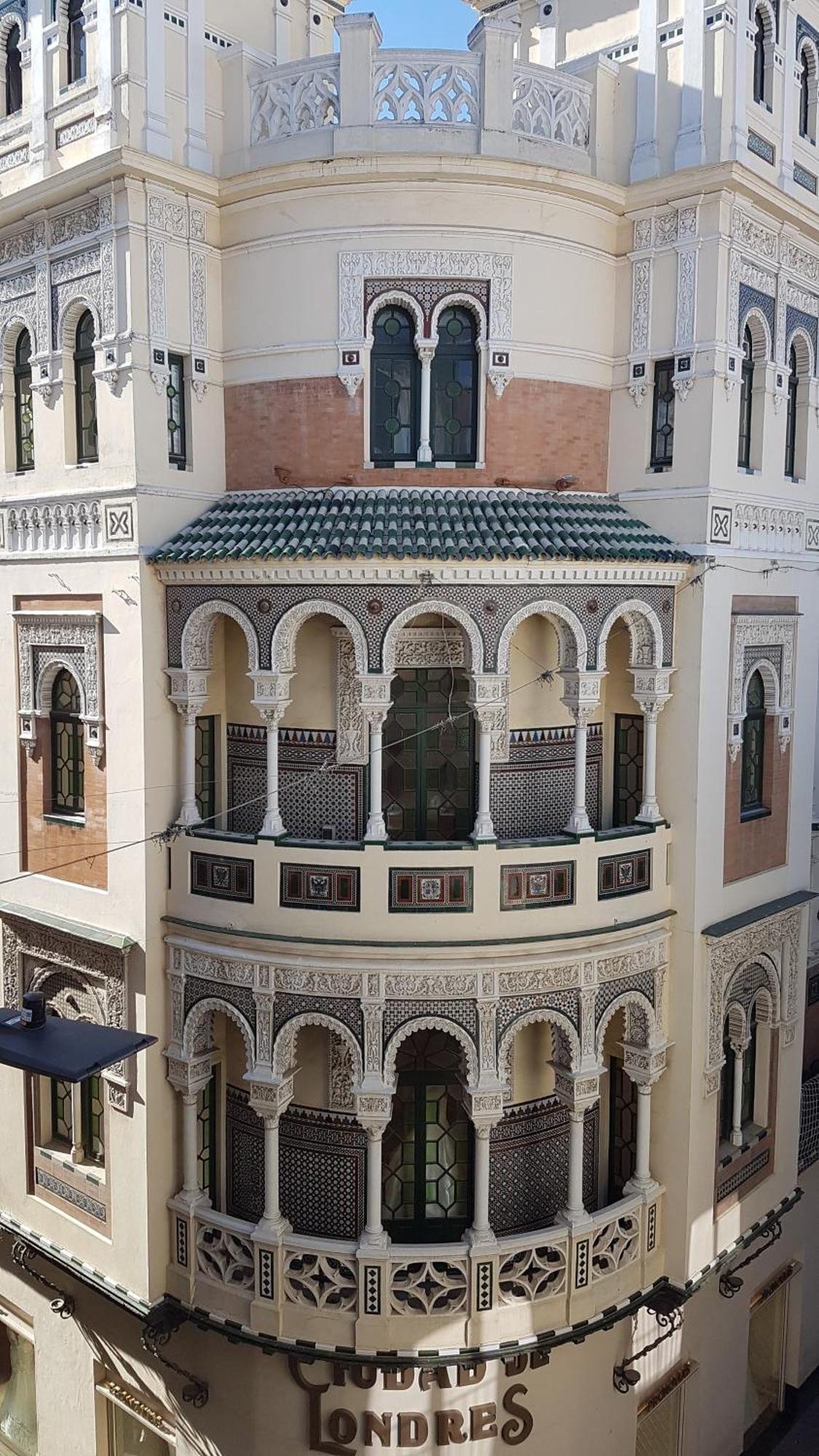 Las Llaves Del Salvador Севилья Экстерьер фото